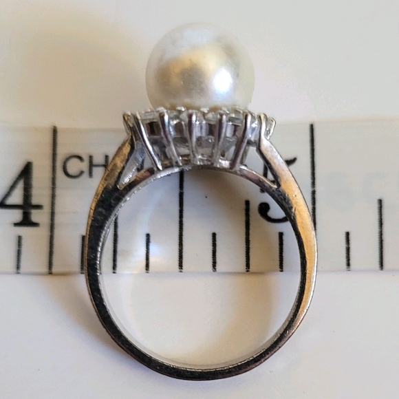 Ring - Picture 5 of 5